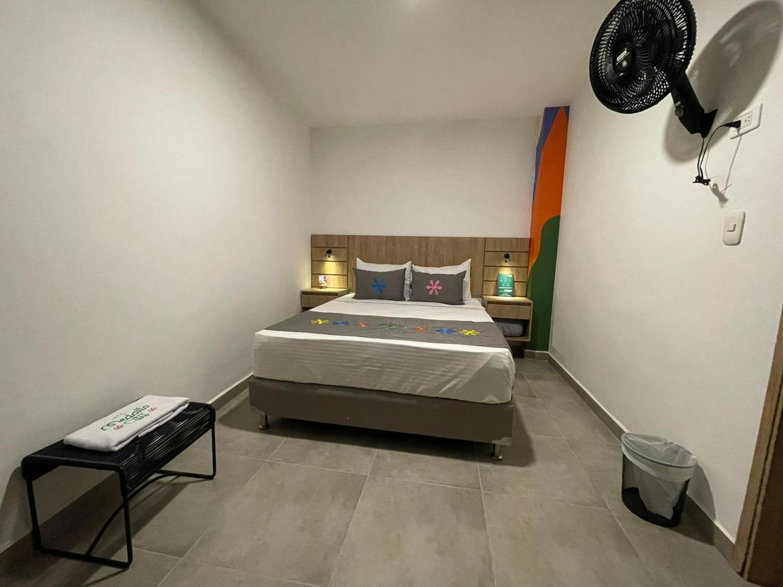Hotel Medallo City Меделин Екстериор снимка